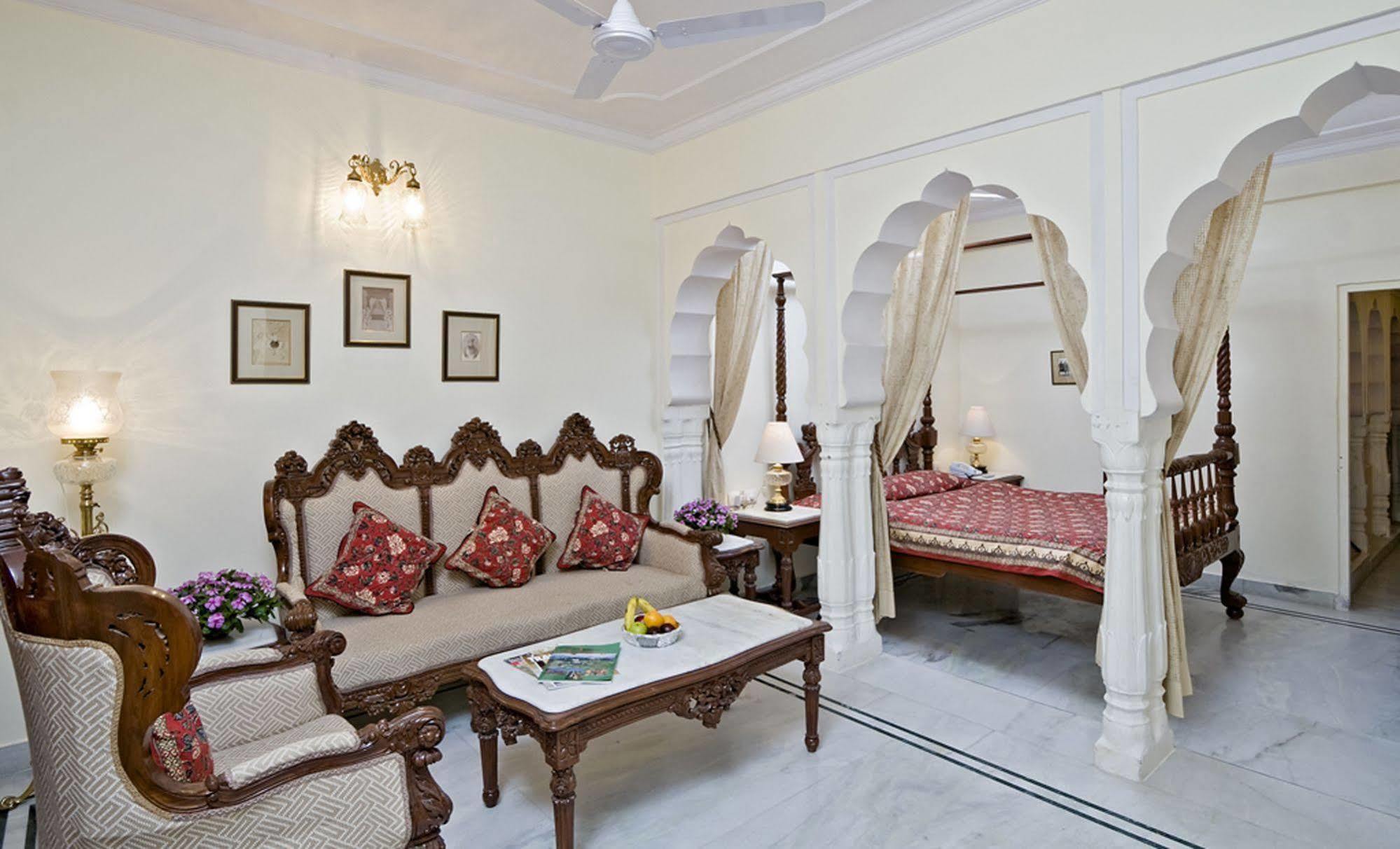 Mandawa Haveli Hotel Jaipur Bagian luar foto